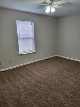 1011 Brooklyn Blvd in Berea, KY - Building Photo - Building Photo
