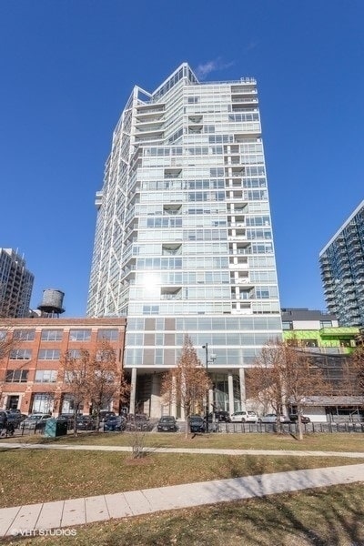 property at 510 W Erie St