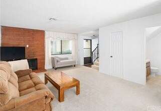 1342 W Avenue J4 in Lancaster, CA - Building Photo - Building Photo
