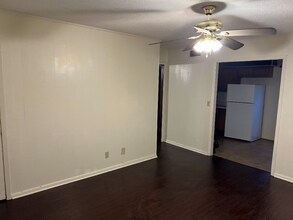 216 Wedgewood St in Nacogdoches, TX - Building Photo - Building Photo