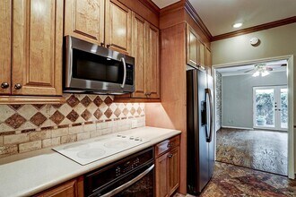 3664 Lake St in Houston, TX - Building Photo - Building Photo