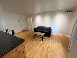 Amsterdammer Place in Ann Arbor, MI - Foto de edificio - Building Photo