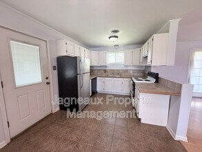 1524 Ruby Ln in Sulphur, LA - Building Photo - Building Photo