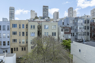 934-944 Greenwich St in San Francisco, CA - Building Photo - Building Photo