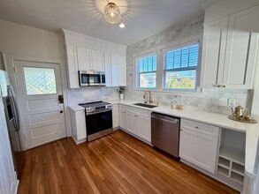 726 E 40th St, Unit 726 in Savannah, GA - Building Photo - Building Photo