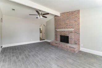 4000 School Hill Cir in Arlington, TX - Building Photo - Building Photo