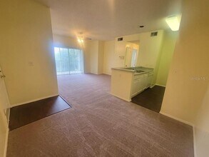 10020 Strafford Oak Ct in Tampa, FL - Building Photo - Building Photo