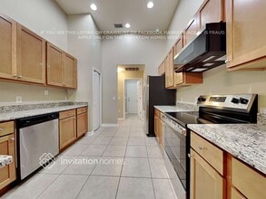 3661 Ricky Ln in St. Cloud, FL - Foto de edificio - Building Photo