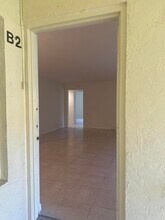 4779 Sable Pine Cir in West Palm Beach, FL - Foto de edificio - Building Photo