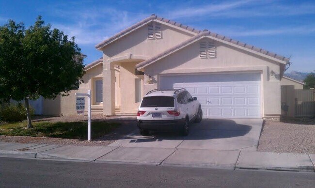 3633 Bethel Bay St in North Las Vegas, NV - Building Photo - Building Photo