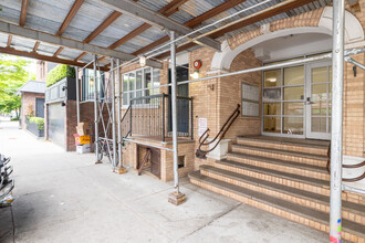 150 Middleton St in Brooklyn, NY - Building Photo - Building Photo