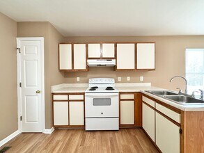 3905 Schisler Dr in Greensboro, NC - Building Photo - Building Photo