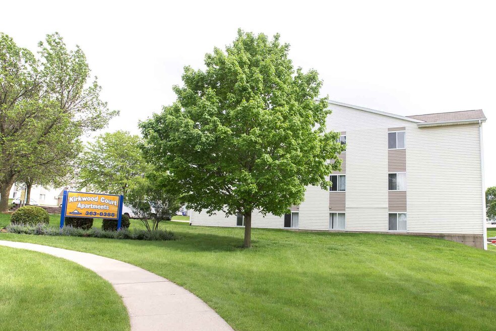 The Meadows Apartments Cedar Rapids, IA Apartments For Rent