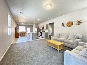 4723 Grizzly Peak Rd NE in Rio Rancho, NM - Building Photo - Building Photo