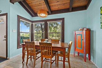 2307 Trailside Dr in Austin, TX - Building Photo - Building Photo