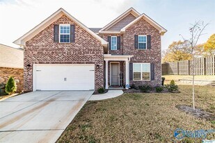 108 Erskin Parcus Dr in Madison, AL - Building Photo