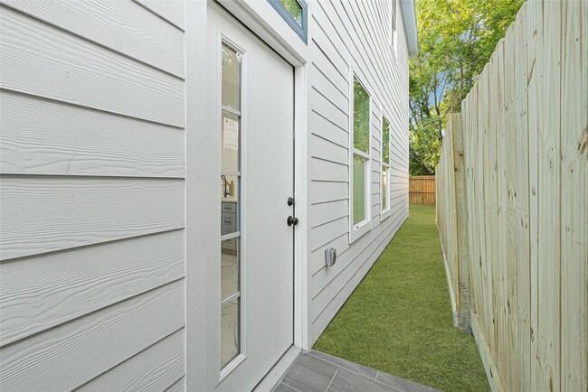 property at 9312 Waller St