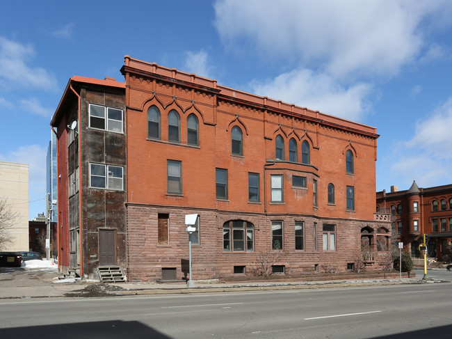 625 9th St S in Minneapolis, MN - Building Photo - Building Photo