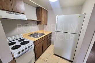 9230 N 6th St in Phoenix, AZ - Foto de edificio - Building Photo