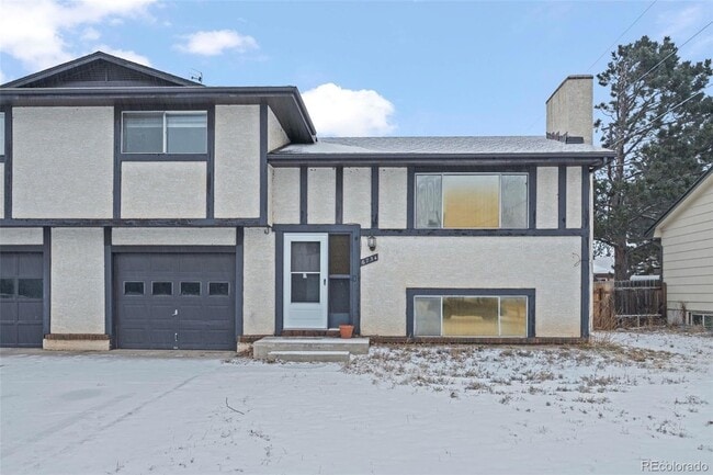 6734 Hampton Dr in Colorado Springs, CO - Foto de edificio - Building Photo