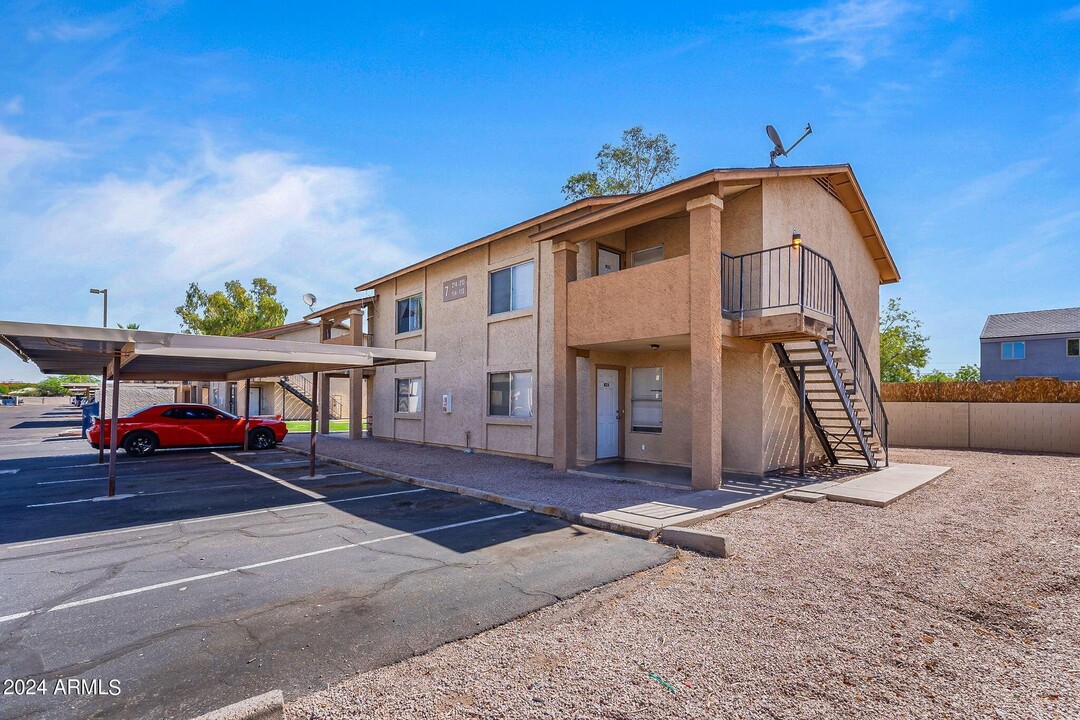 260 E 8th Ave in Mesa, AZ - Building Photo