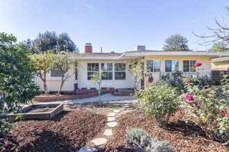 6641 Murietta Ave in Los Angeles, CA - Building Photo - Building Photo