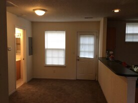 4901 Kirk Hill Rd in Columbia, MO - Building Photo