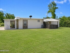 237 Helen Ave in Panama City, FL - Building Photo