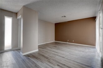 6417 Addely Dr in Las Vegas, NV - Building Photo - Building Photo
