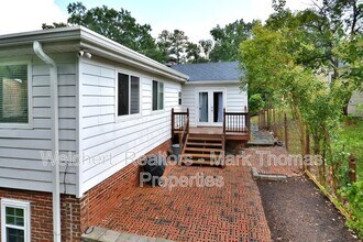 812 W Knox St in Durham, NC - Building Photo - Building Photo