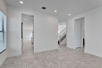 1205 Faulkner Ter in Palm Beach Gardens, FL - Building Photo - Building Photo