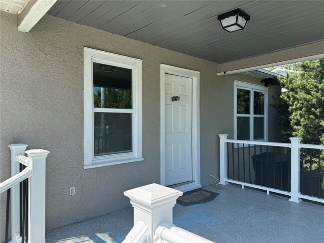 1009 Druid Rd in Clearwater, FL - Building Photo - Building Photo