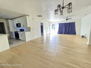 2417 Colonial Dr in Melbourne, FL - Building Photo - Building Photo