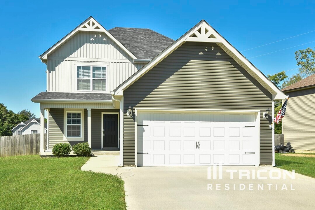 536 Sitka St in Clarksville, TN - Building Photo