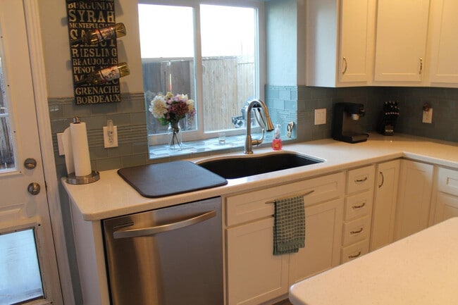 4901 E Kelton Ln in Scottsdale, AZ - Building Photo - Building Photo