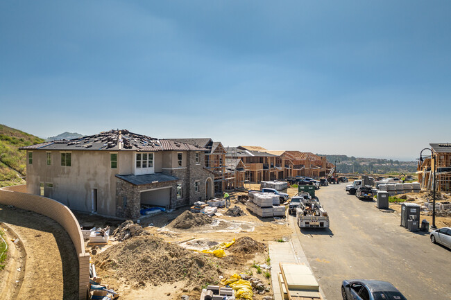 Deerlake Ranch - Horizon in Chatsworth, CA - Building Photo - Building Photo