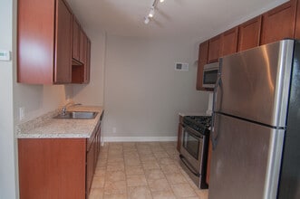 4149 S 32nd Ave, Unit 4151 32nd Ave in Minneapolis, MN - Foto de edificio - Building Photo