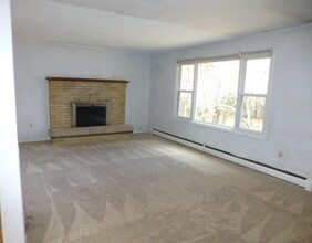 114 Range Rd in Concord, MA - Building Photo - Building Photo
