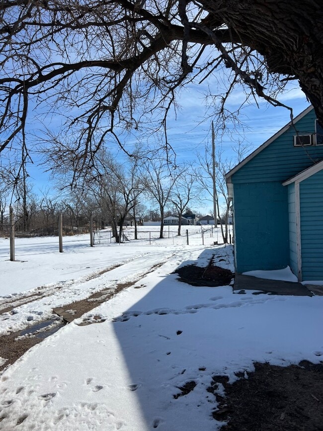 501 E Ave G in Hutchinson, KS - Building Photo - Building Photo