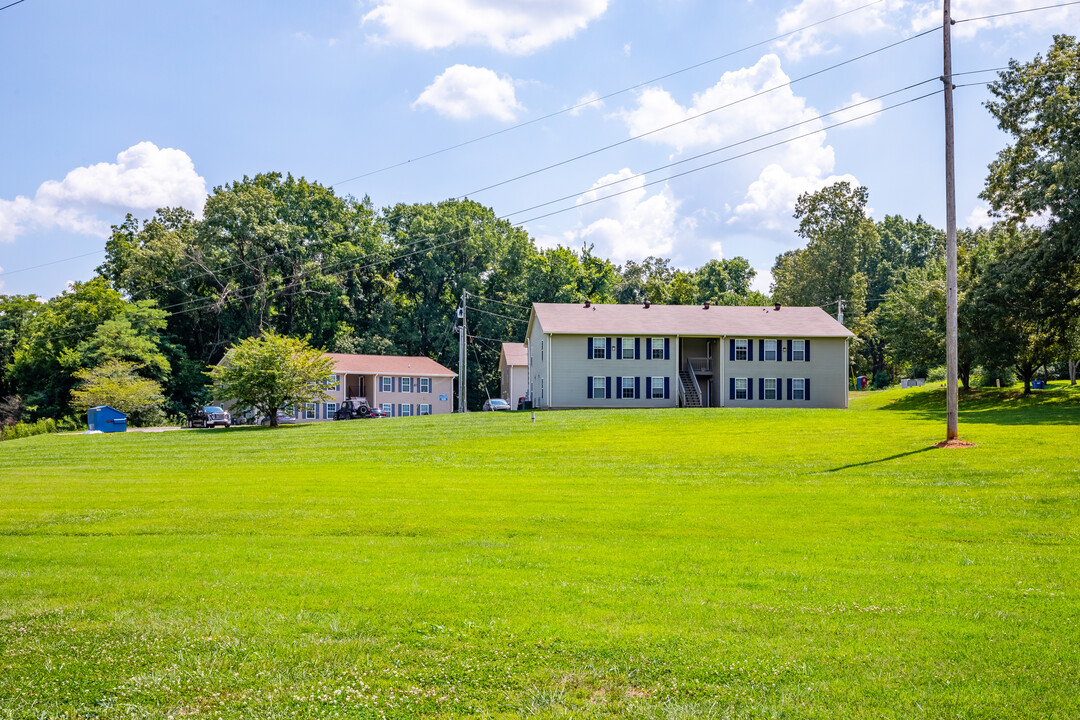 Whispering Hills Apartments in Oak Grove, KY - Building Photo