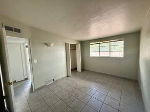 1607 E Mitchell St, Unit 1607 in Tucson, AZ - Building Photo - Building Photo