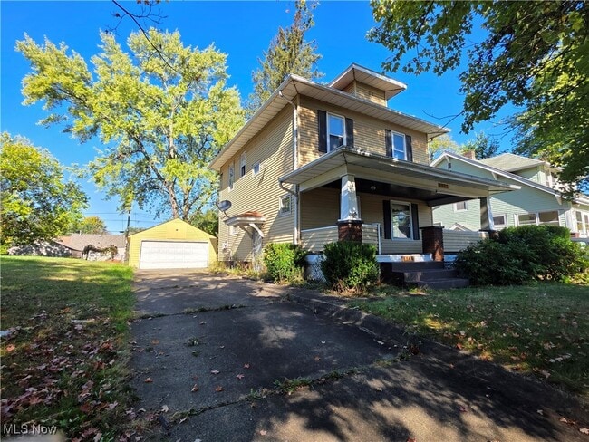 1116 Adelaide Ave SE in Warren, OH - Building Photo - Building Photo