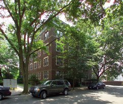 21 Oswego St Apartments