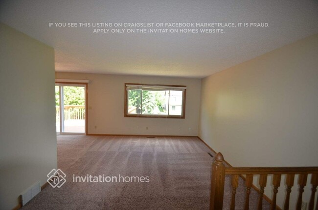 989 Ticonderoga Trail in Eagan, MN - Building Photo - Building Photo