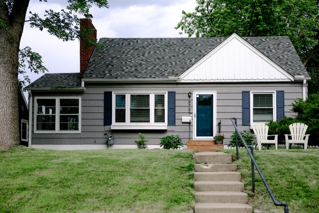 property at 6628 Russell Ave S