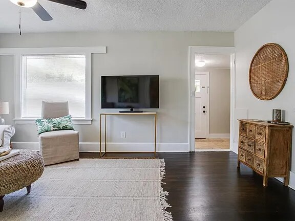 2862 2nd Ave S-Unit -1 in St. Petersburg, FL - Building Photo - Building Photo