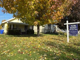 8907 E Boone Ave in Spokane Valley, WA - Building Photo