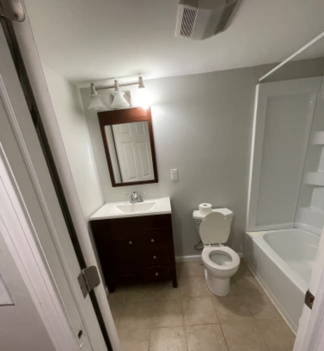 50 Swanson Ave in Stratford, CT - Building Photo - Building Photo