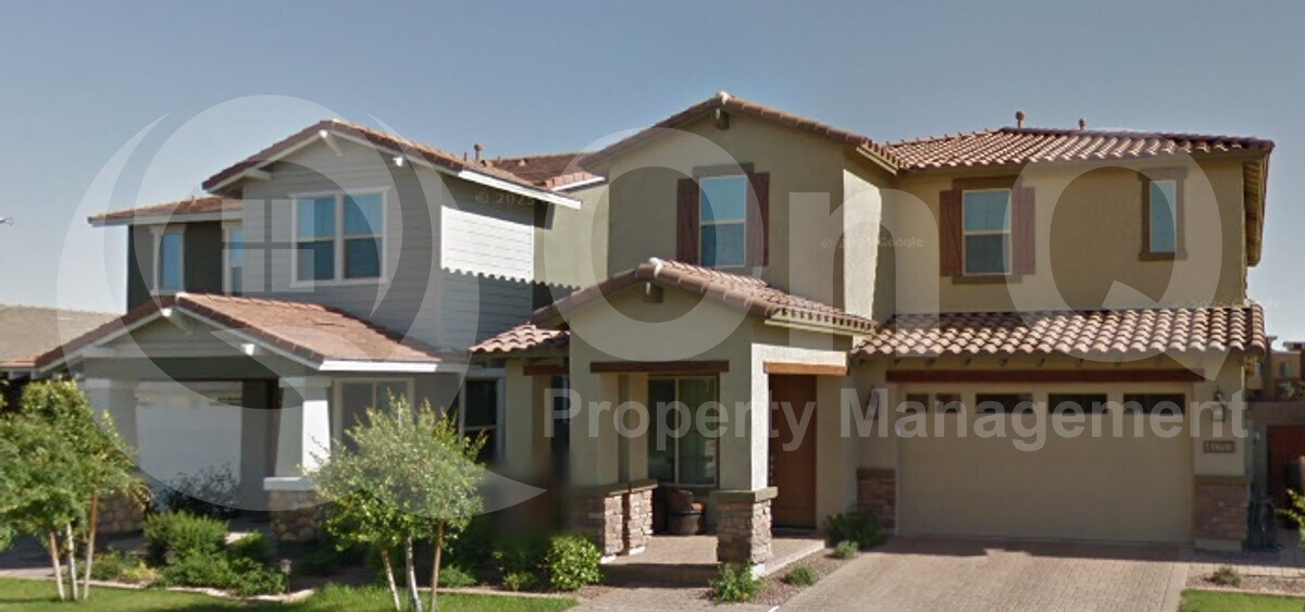 4051 E Mesquite St in Gilbert, AZ - Building Photo
