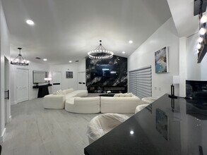 13302 Doubletree Cir in Wellington, FL - Building Photo - Building Photo